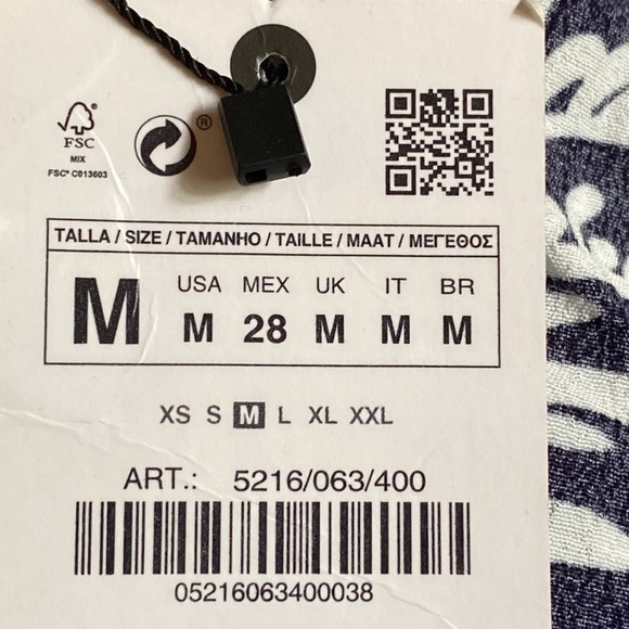 NWT. Zara Blue/White Printed Midi Dress with Belt. Size M. - Picture 8 of 10